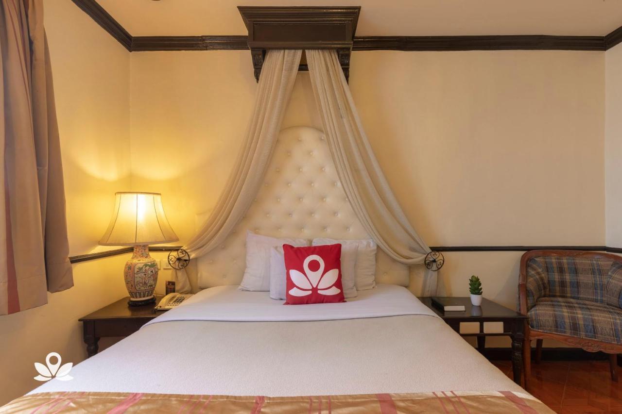Zen Rooms Camelot Hotel Qc Quezon City Εξωτερικό φωτογραφία
